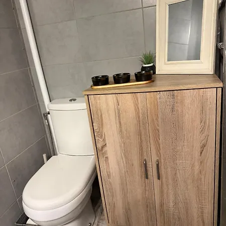 Studio, Terrace, Private Parking And Swimming Pool